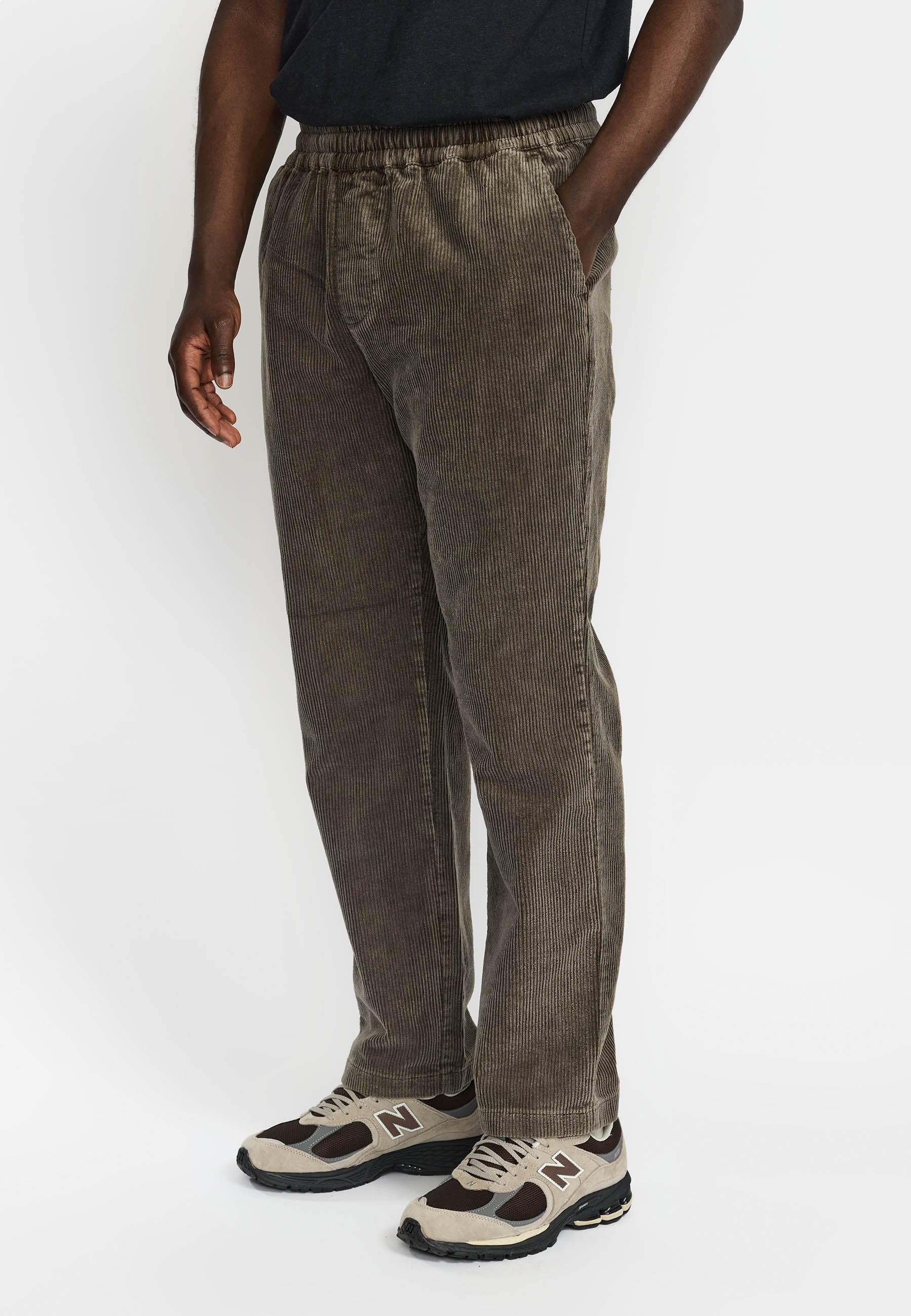 Revolution Casual Trousers Cordhose Lightarmy Hose Herren grün 